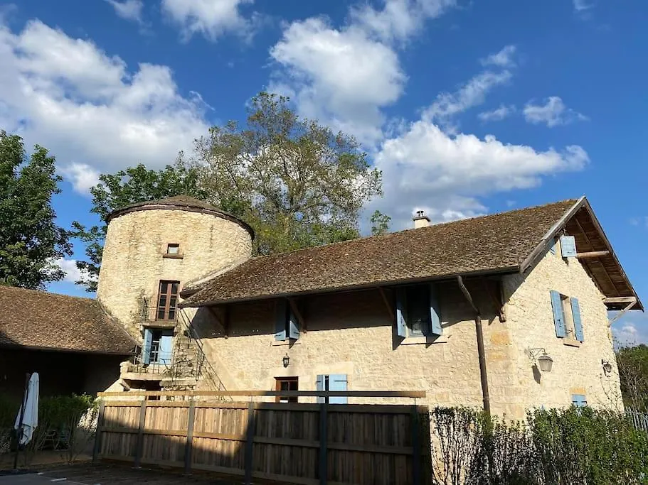 Chateau Frontonas Gite Ferme
